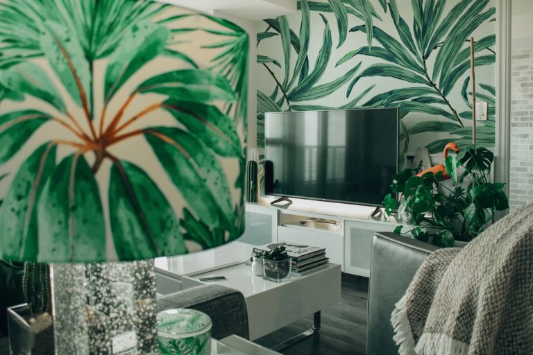 Cara Mengatasi Dinding Lembab agar dapat dipasang Wallpaper Dinding